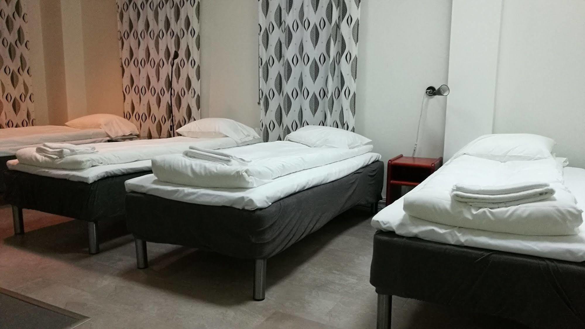 Metro Hotel Стокгольм Экстерьер фото